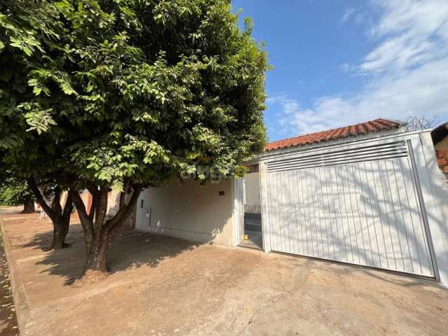 Casa para venda em Eldorado de 110.00m² com 3 Quartos, 1 Suite e 2 Garagens