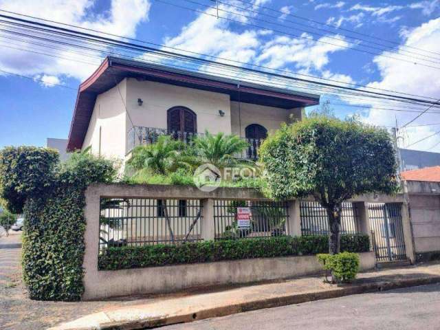 Casa para venda em Vila Frezzarim de 241.00m² com 3 Quartos e 1 Suite