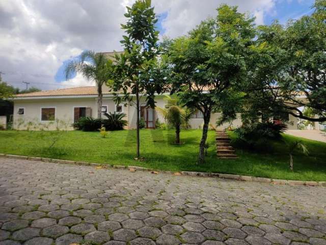 Casa de Condomínio para venda em Chácara Flora de 316.00m² com 4 Quartos, 4 Suites e 4 Garagens