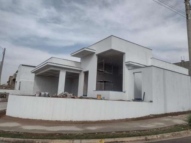 Casa de Condomínio para venda em Ondinhas de 180.00m² com 3 Quartos, 3 Suites e 4 Garagens