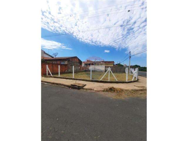 Lote / Terreno para venda em Jardim São Jorge de 212.00m²