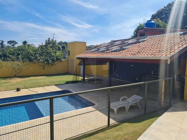 Casa de Condomínio para venda em Jardim Delegá de 305.00m² com 3 Quartos, 1 Suite e 2 Garagens