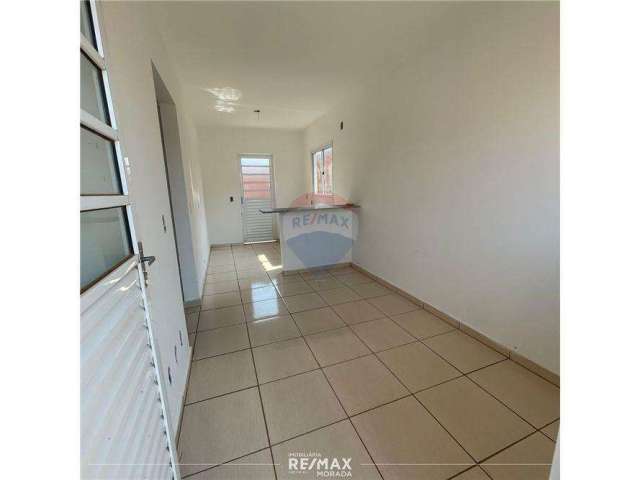 Casa para venda em Residencial Parque Das Flores de 43.44m² com 2 Quartos e 2 Garagens