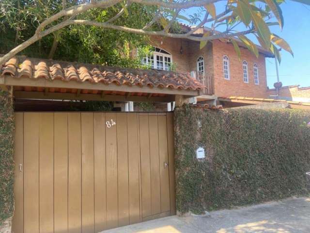 Casa para venda em Jardim Scala de 150.00m² com 3 Quartos e 5 Garagens