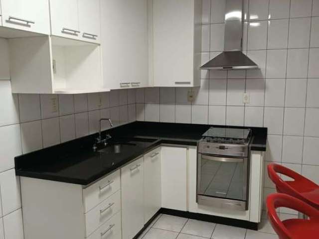 Apartamento para alugar em Vila Gumercindo de 84.00m² com 2 Quartos e 1 Garagem