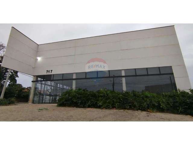 Sala Comercial para alugar em Parque Industrial Harmonia de 800.00m² com 6 Garagens