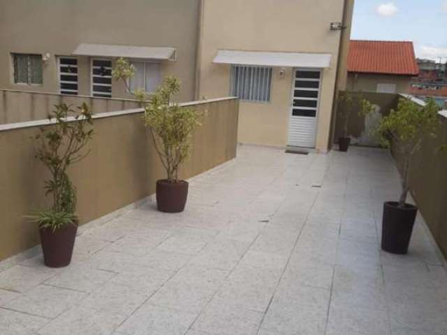 Sobrado para venda em Jardim Lourdes de 50.00m² com 2 Quartos e 1 Garagem