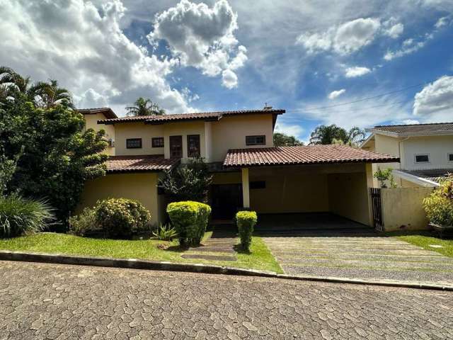 Casa para venda em Gramado de 350.00m² com 3 Quartos, 1 Suite e 4 Garagens