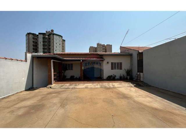 Loft para venda em Jardim Santa Rosa de 200.00m² com 2 Quartos e 5 Garagens