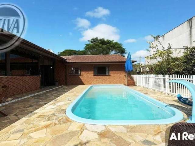 Casa para venda em Guaratuba de 220.00m² com 4 Quartos, 3 Suites e 5 Garagens