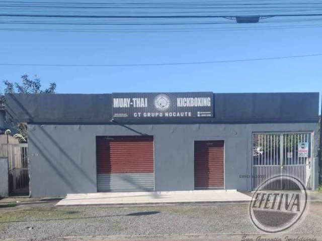 Casa para venda em Guaratuba de 390.00m² com 6 Quartos, 1 Suite e 1 Garagem