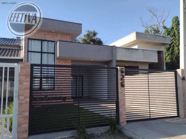 Casa para venda em Guaratuba de 114.00m² com 3 Quartos, 1 Suite e 2 Garagens