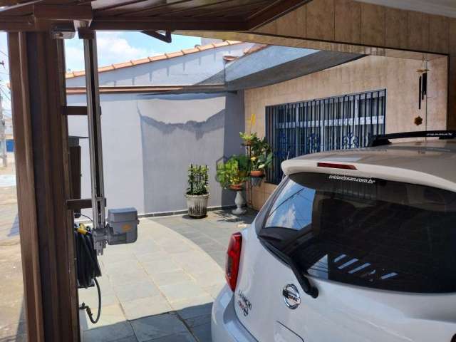 Sobrado para venda em Vila Floresta de 190.00m² com 4 Quartos, 1 Suite e 3 Garagens