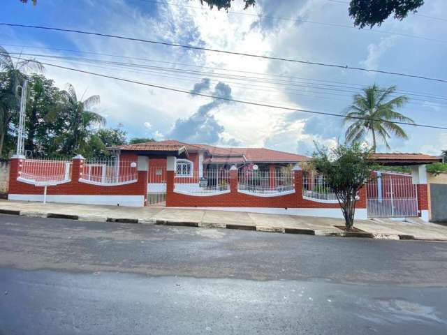 Casa para venda em São Pedro de 300.00m² com 4 Quartos, 4 Suites e 3 Garagens