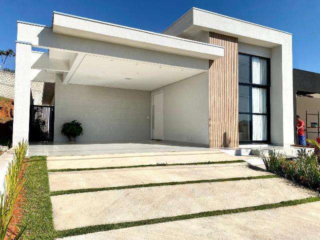 Casa para venda em Cézar De Souza de 146.00m² com 2 Quartos, 1 Suite e 4 Garagens