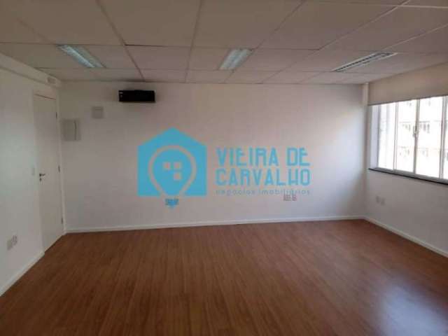 Sala Comercial para alugar em República de 31.00m²