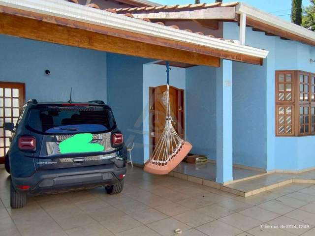 Casa para venda em Cidade Universitária de 166.00m² com 3 Quartos, 1 Suite e 2 Garagens