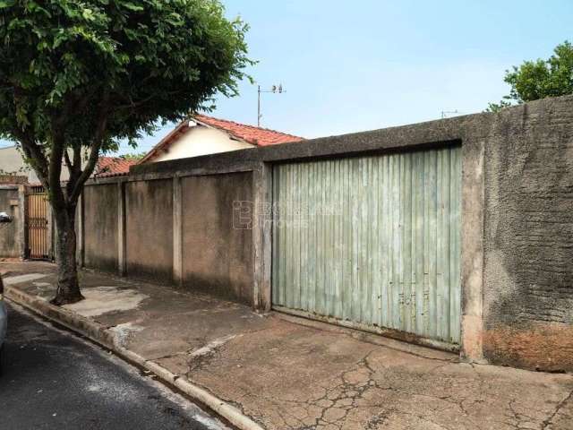 Casa para venda em Parque Residencial Vale Do Sol de 308.00m² com 4 Quartos e 4 Garagens