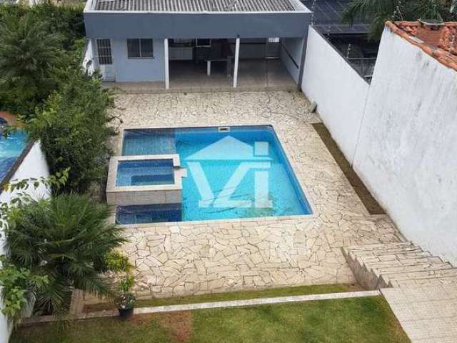 Sobrado para venda e aluguel em Vila Oliveira de 600.00m² com 4 Quartos, 4 Suites e 4 Garagens