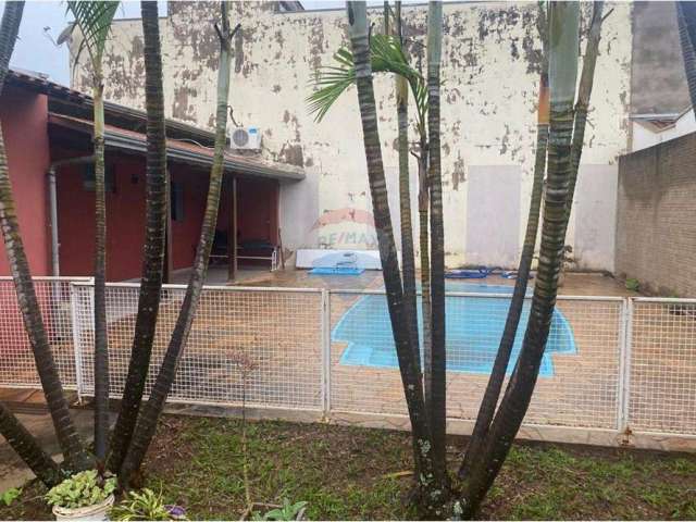 Casa para venda em Jardim Do Bosque de 66.99m² com 2 Quartos e 5 Garagens