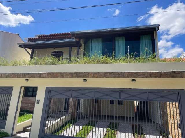 Sobrado para alugar em Jardim Pagliato de 460.00m² com 4 Quartos, 2 Suites e 4 Garagens