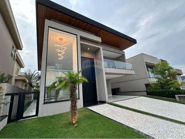 Casa de Condomínio para venda em Tamboré de 386.00m² com 4 Quartos, 4 Suites e 4 Garagens