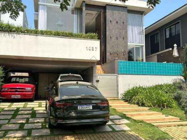 Casa de Condomínio para alugar em Alphaville de 450.00m² com 4 Quartos, 4 Suites e 4 Garagens