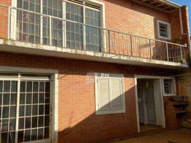 Casa para venda e aluguel em Centro de 287.00m² com 5 Quartos, 1 Suite e 2 Garagens