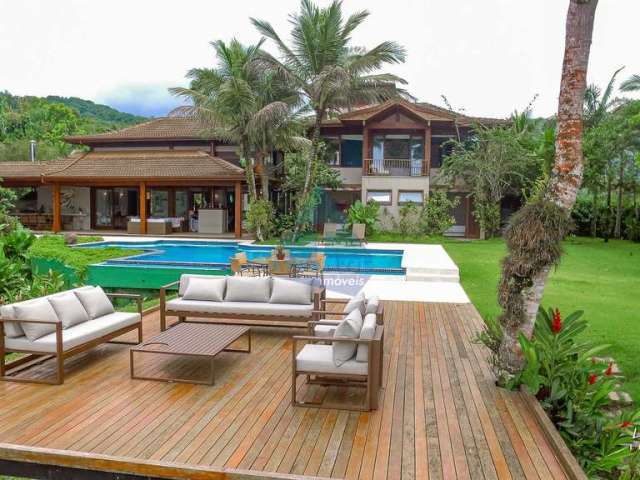 Casa para venda em Praia Brava de 445.00m² com 6 Quartos, 4 Suites e 3 Garagens