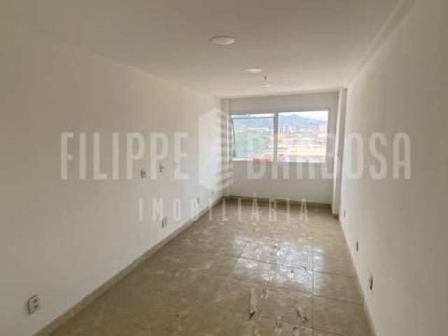 Sala Comercial para venda em Pilares de 24.00m² com 1 Garagem