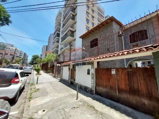 Casa para venda em Méier de 191.00m² com 3 Quartos, 1 Suite e 4 Garagens