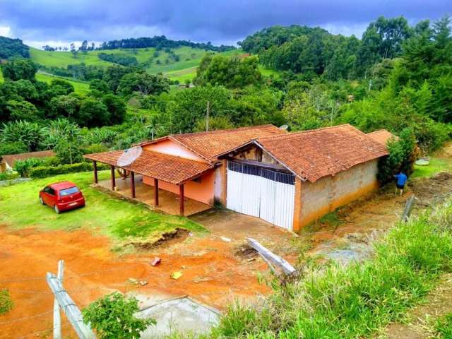 Fazenda / Sítio para venda em Toledo de 2100.00m² com 3 Quartos e 1 Garagem