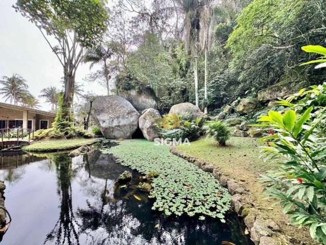 Casa para venda em Jardim Guaiuba de 400.00m² com 3 Quartos, 1 Suite e 8 Garagens