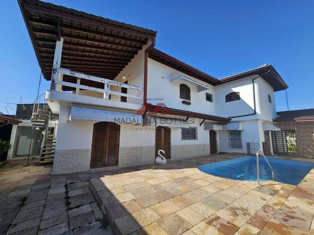 Casa para venda em Vila Oliveira de 500.00m² com 6 Quartos, 3 Suites e 5 Garagens