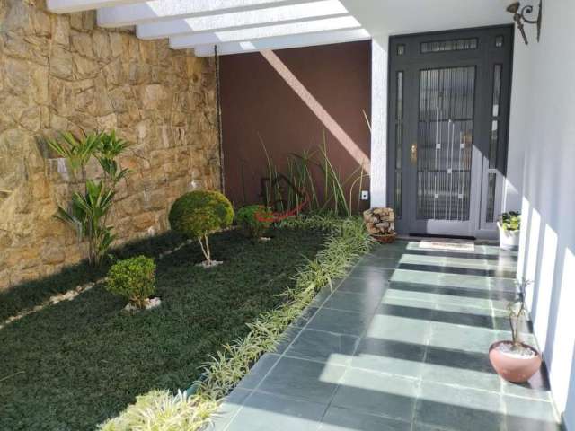 Casa para venda em Vila Oliveira de 217.00m² com 4 Quartos, 2 Suites e 4 Garagens