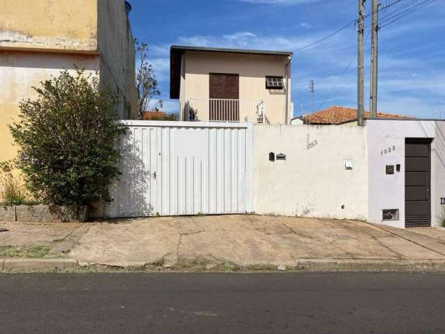 Sobrado para venda em Jardim Chácara Dos Pinheiros de 132.00m² com 3 Quartos e 2 Garagens