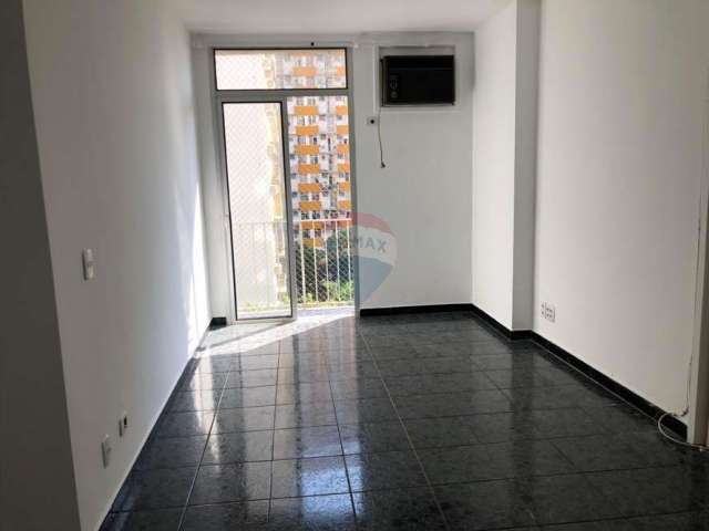 Apartamento para venda em Barra Da Tijuca de 58.00m² com 2 Quartos e 1 Garagem