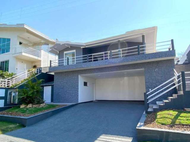 Casa para alugar em Parque Residencial Itapeti de 180.00m² com 3 Quartos, 1 Suite e 4 Garagens