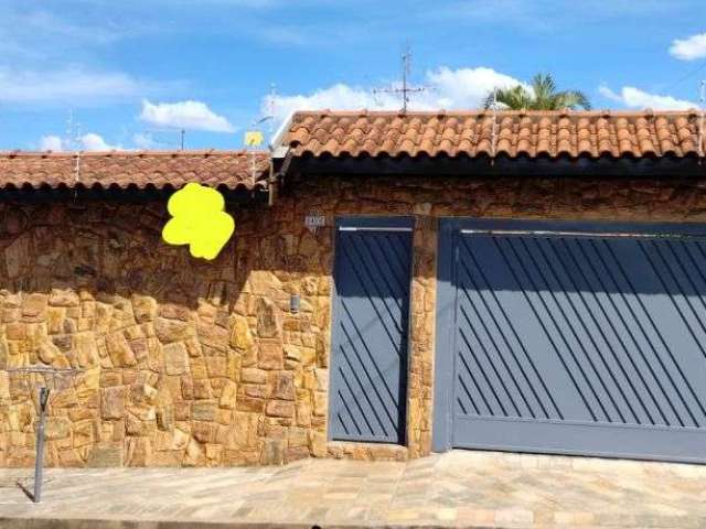 Casa para venda e aluguel em Jardim Nova São Carlos de 185.00m² com 4 Quartos e 4 Garagens