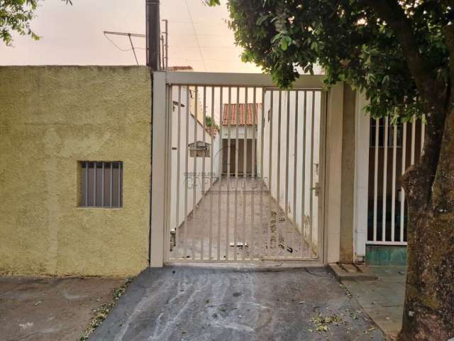 Casa para venda e aluguel em Jardim Simões de 80.00m² com 2 Quartos e 4 Garagens