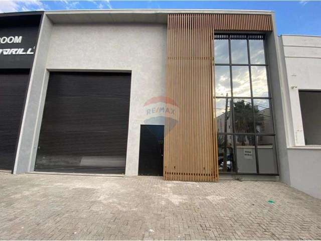 Galpão / Depósito / Armazém para alugar em Loteamento Industrial Machadinho de 326.00m² com 2 Garagens