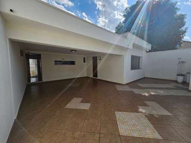 Casa para venda em Vila Borges de 280.00m² com 3 Quartos, 1 Suite e 3 Garagens