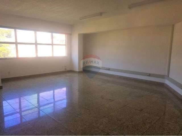 Sala Comercial para alugar em Grajaú de 45.00m² com 1 Garagem