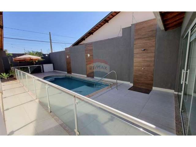 Casa para venda em Jardim Ouro Branco de 228.00m² com 3 Quartos, 1 Suite e 2 Garagens