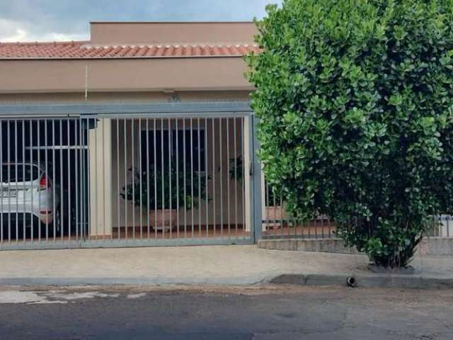 Casa para venda em São Joaquim de 200.00m² com 3 Quartos e 2 Garagens