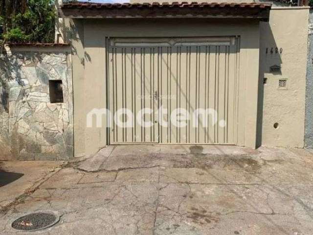 Casa para venda em Parque São Sebastião de 81.00m² com 2 Quartos e 2 Garagens