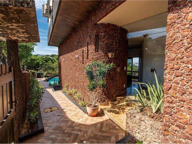 Casa para venda em Jardim Guanabara de 454.00m² com 5 Quartos, 2 Suites e 6 Garagens