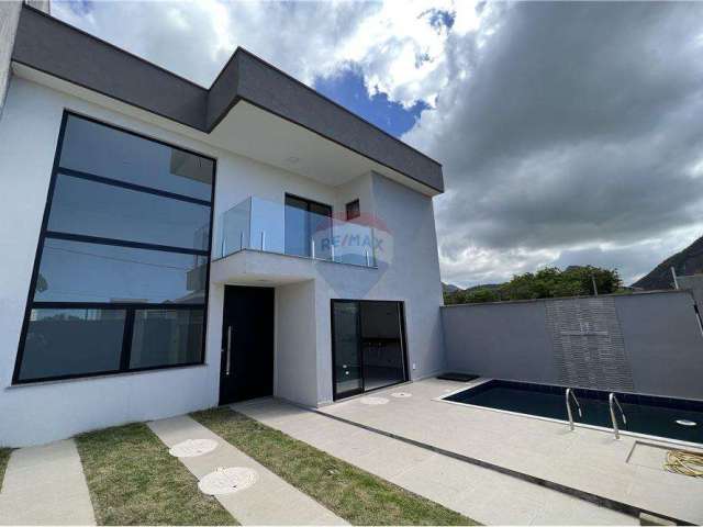 Casa de Condomínio para venda em Vargem Pequena de 142.00m² com 4 Quartos e 2 Garagens