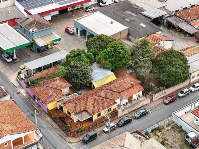 Casa para venda em Pilar do Sul de 268.00m² com 4 Quartos e 2 Garagens