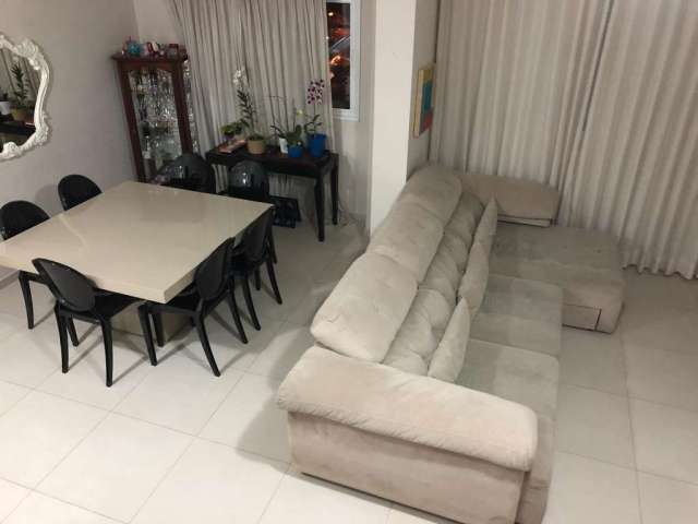 Apartamento para venda em Centro de 177.00m² com 4 Quartos, 2 Suites e 3 Garagens